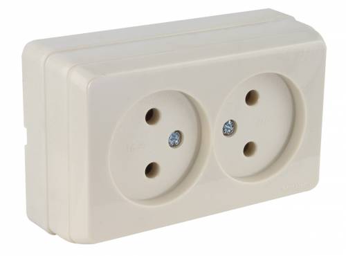 Bron S/M Non-earthed Double Socket White