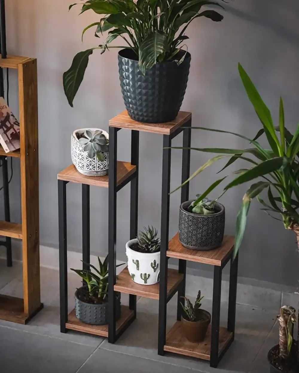 Metal Flower Pot Holder With Wooden Shelves (6 Shelves)