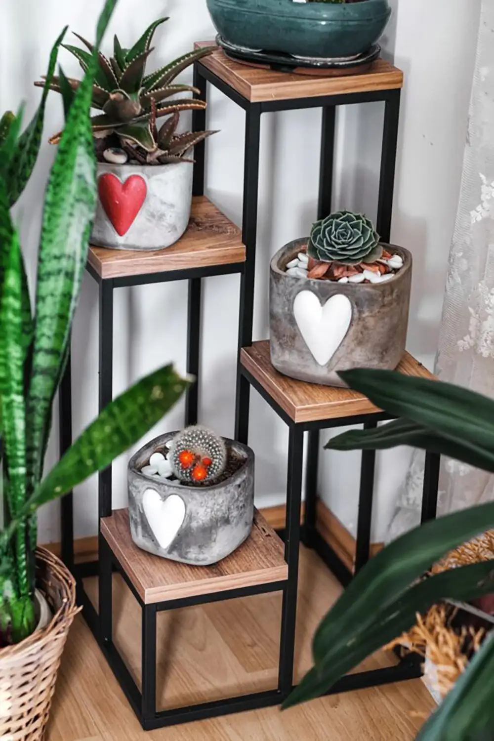 Metal Flower Pot Stands (4 Shelves) - Thumbnail