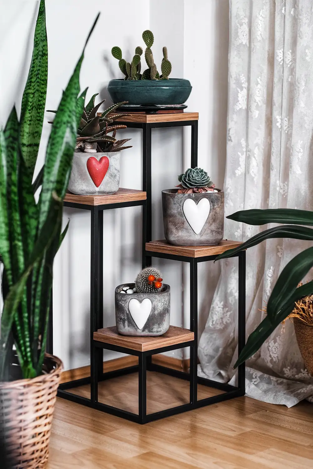 Metal Flower Pot Stands (4 Shelves) - Thumbnail